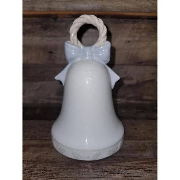 White Porcelain Christmas Musical Bell With Christmas Tree And Blue Bow 6 inch - Picture 5 of 7